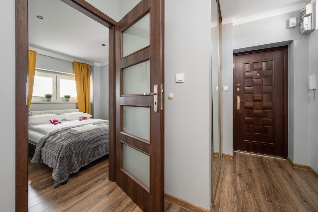 Market Square Corner Apartment Kuznicza By Noclegi Renters Wrocław Buitenkant foto