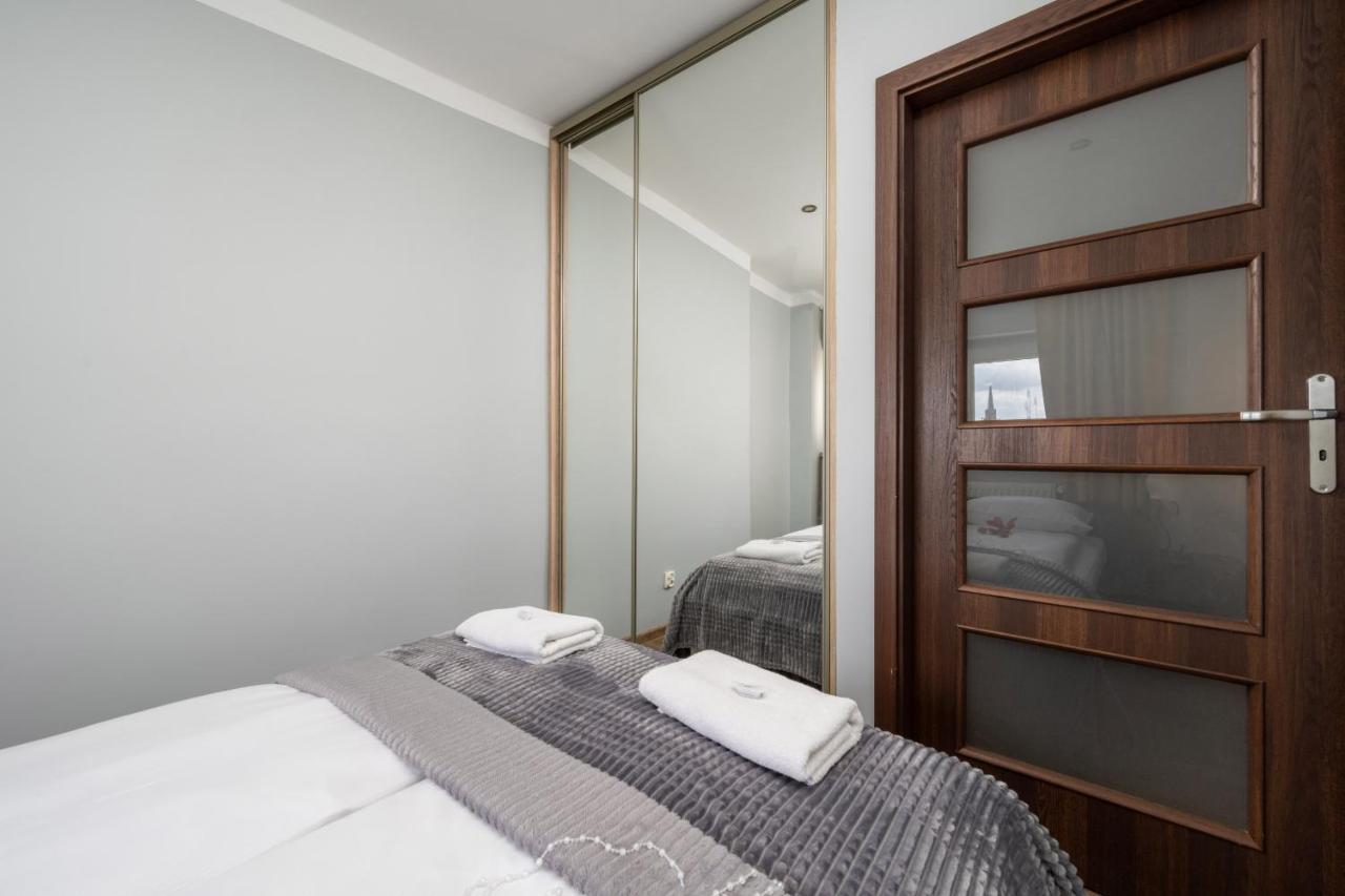 Market Square Corner Apartment Kuznicza By Noclegi Renters Wrocław Buitenkant foto
